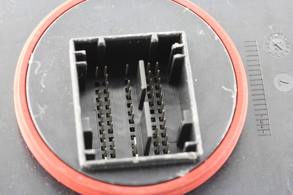 LED control unit 63117457875 LED