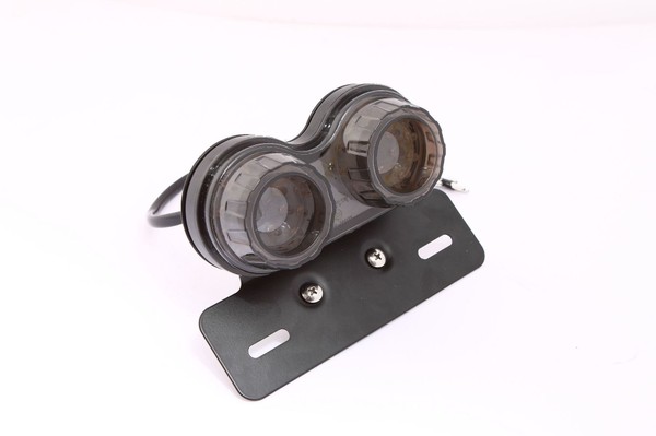 Feux arrière Stop/Veilleuses + Clignotants + Plaque LED - Universel + Support - Version Fumée - ECE