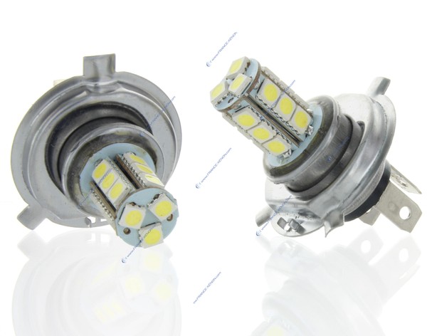 2 x H4 24V pærer - LED SMD 18 LED - 24 Volt lastbil pære