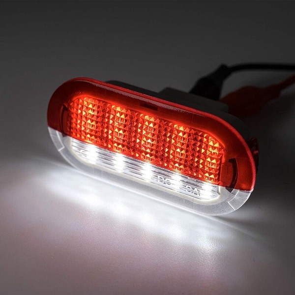 Pack 2 moduli di illuminazione per porte VW* GOLF 3 e 4 LED