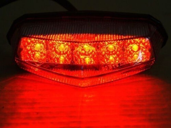 Feux arrière Stop / Veilleuses LED - Universel + Support - Version Fumée - ECE