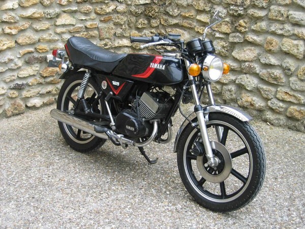Pacote completo de lâmpadas de xénon BA20D de alta qualidade para o farol baixo/máximo do seu YAMAHA RD 125  (2R6))