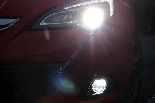 LED-sumuvalot ASTRA J GTC