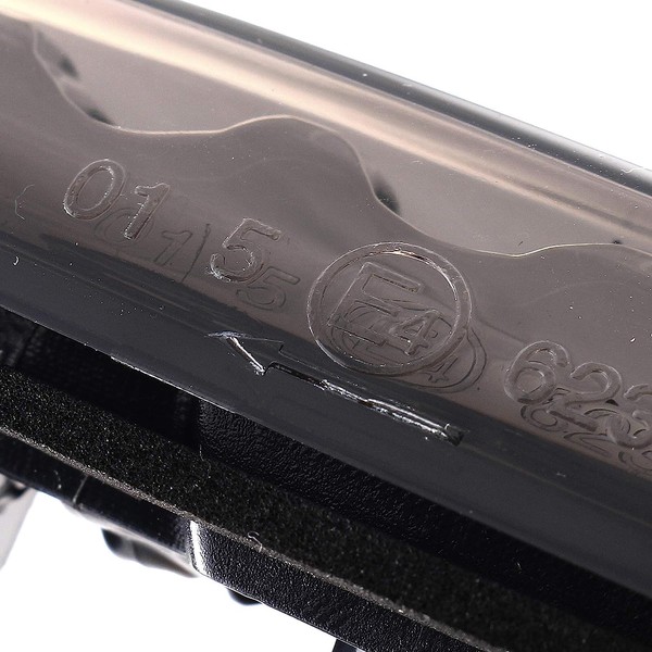 Boczne wzmacniacze LED BMW* Seria E46, E60, E61, E81, E87, E82, E88, E83/X3, E90/E91, E92/E93 - Dym - Kierunkowskazy
