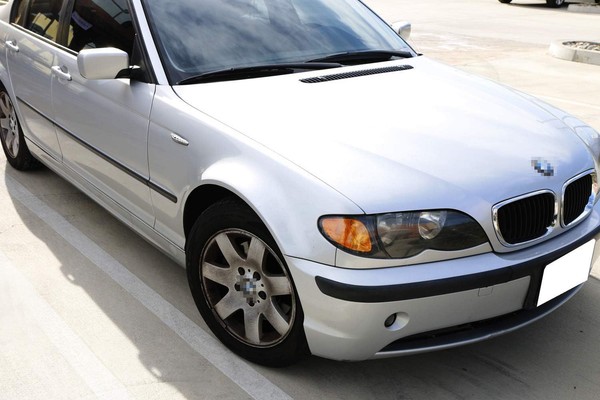 Répétiteurs latéraux LED BMW Série E46, E60, E61, E81, E87, E82, E88, E83/X3, E90/E91, E92/E93 - Chrome - Clignotants