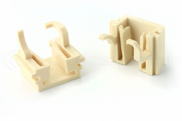 2 Ford FOCUS grootlichtlamphouderadapters