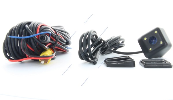 Câmera de ré universal - 170° com visão noturna - LED - Sensor CMOS