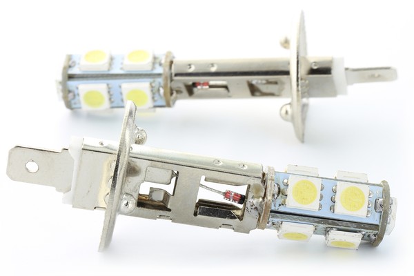 2 x Ampoules H1 LED SMD 9 LED