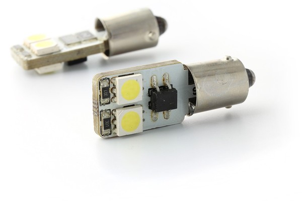 2 x AMPOULES 4 LEDS SMD CANBUS - H6W BA9XS