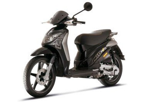 Özgürlük 200 (M38)