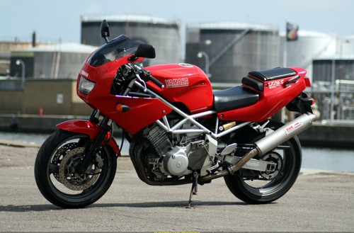 TRX 850 (4UN)