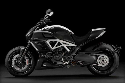 Diavel Cromo