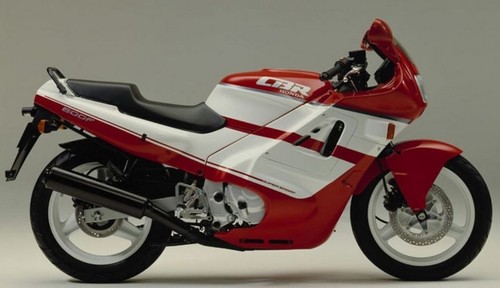 CBR 600 F (PC19)