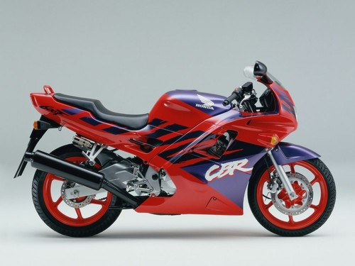 CBR 600 F (PC25)