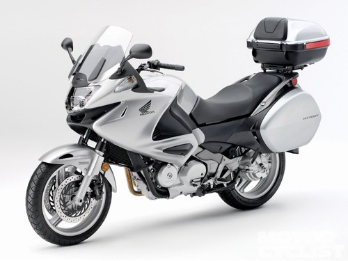 NT 700 V (RC52)
