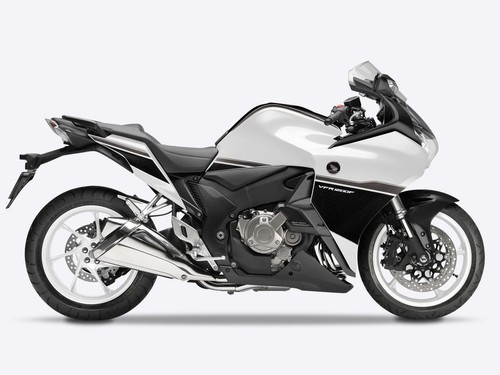 VFR 1200 F (SC63)