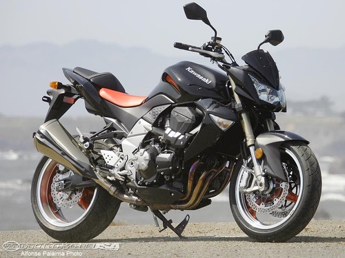 Z 1000B