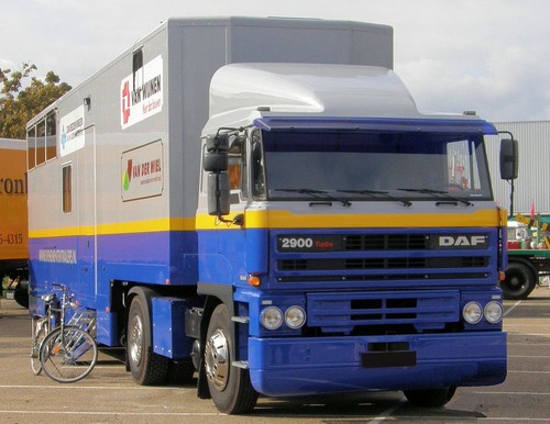 F 2900 çift far