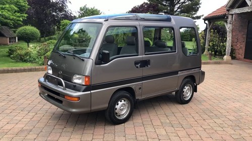 LIBERO Otobüs (E10, E12)